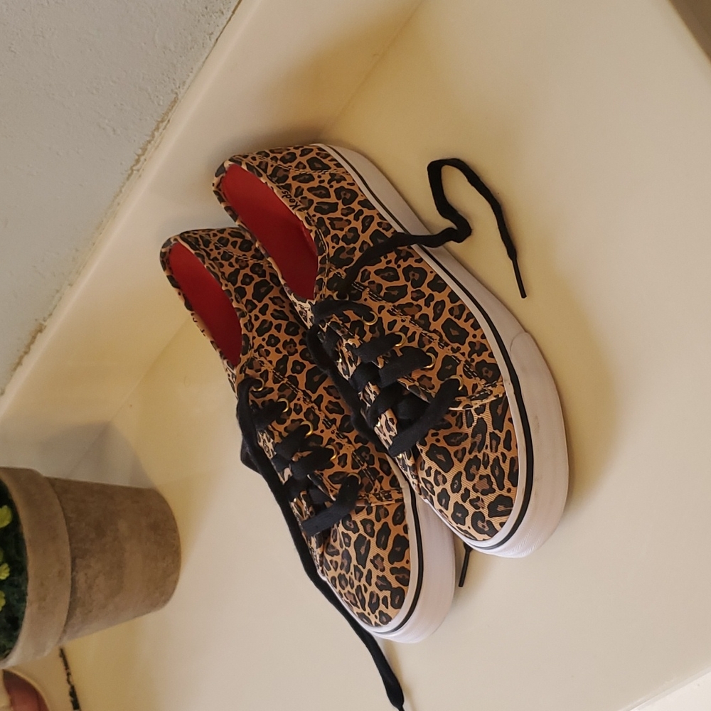 Keds leapord shoes